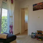 Sanja Διαμέρισμα *