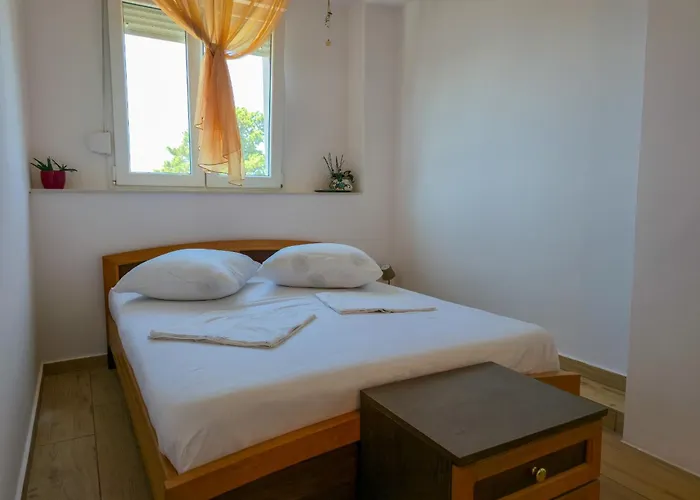 Sanja Appartamento Omiš